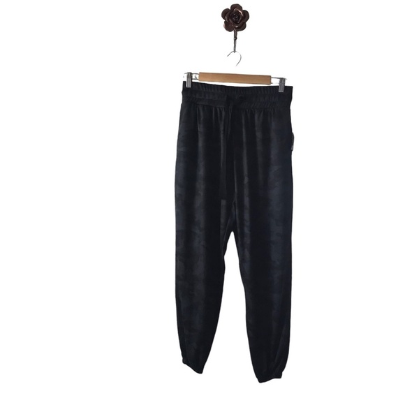 Onzie M/L Divine Sweet Jogger Pants Black Grey Camo Lounge Athleisure Comfy NEW - Picture 2 of 10